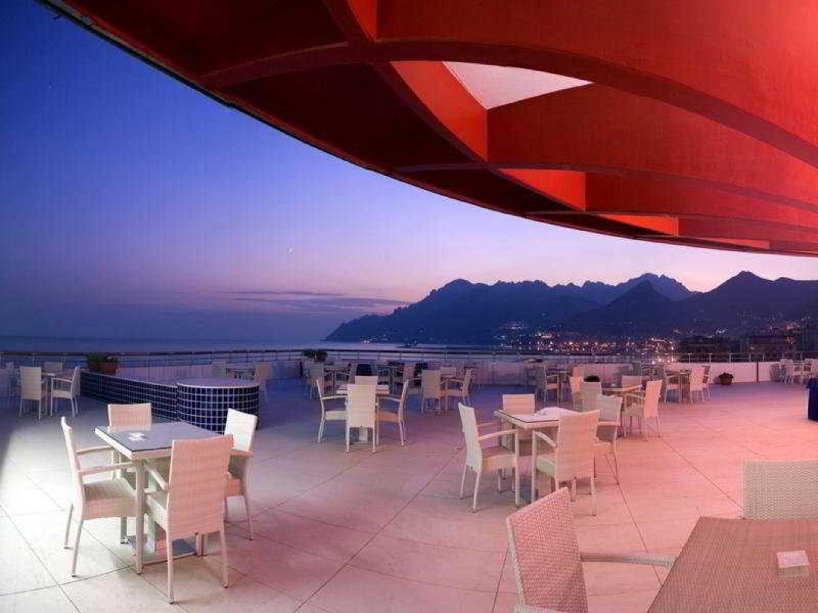 Hotel Grand Salerno