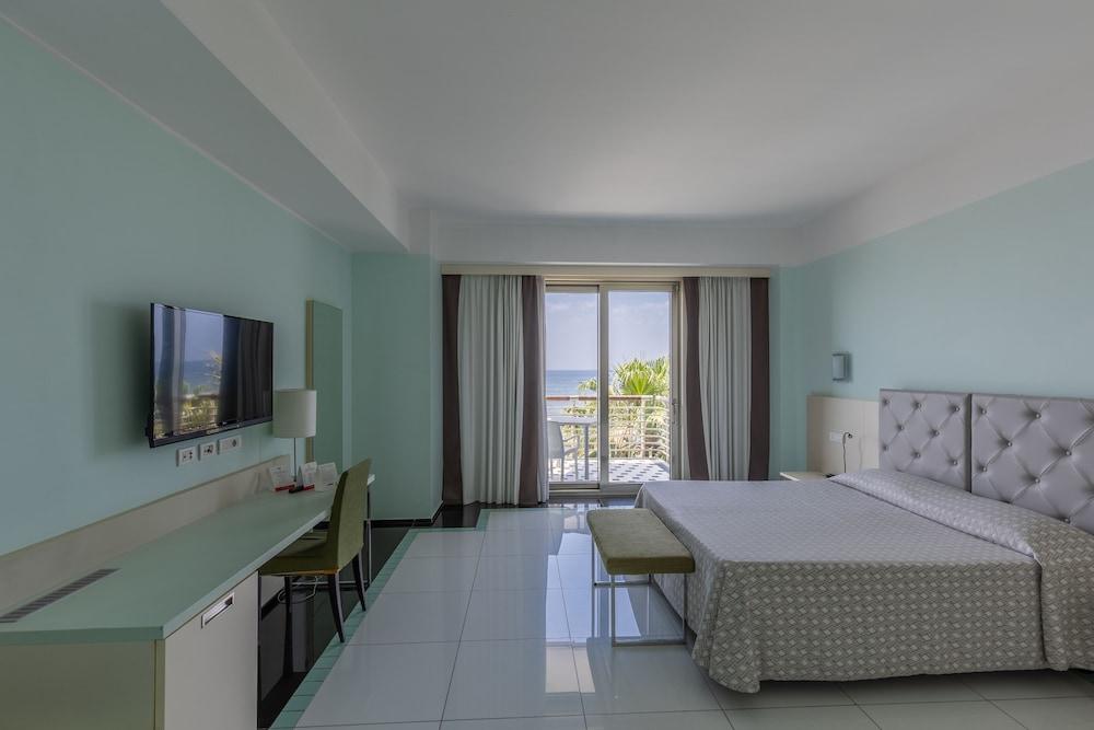 Hotel Grand